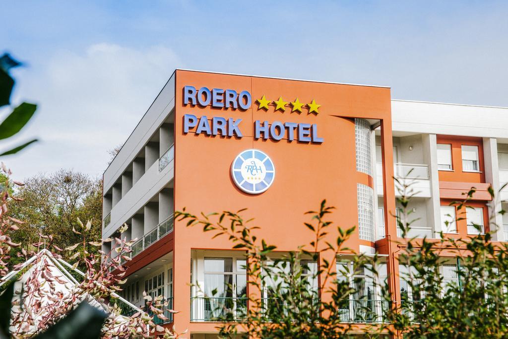 Roero Park Hotel Sommariva Perno ภายนอก รูปภาพ
