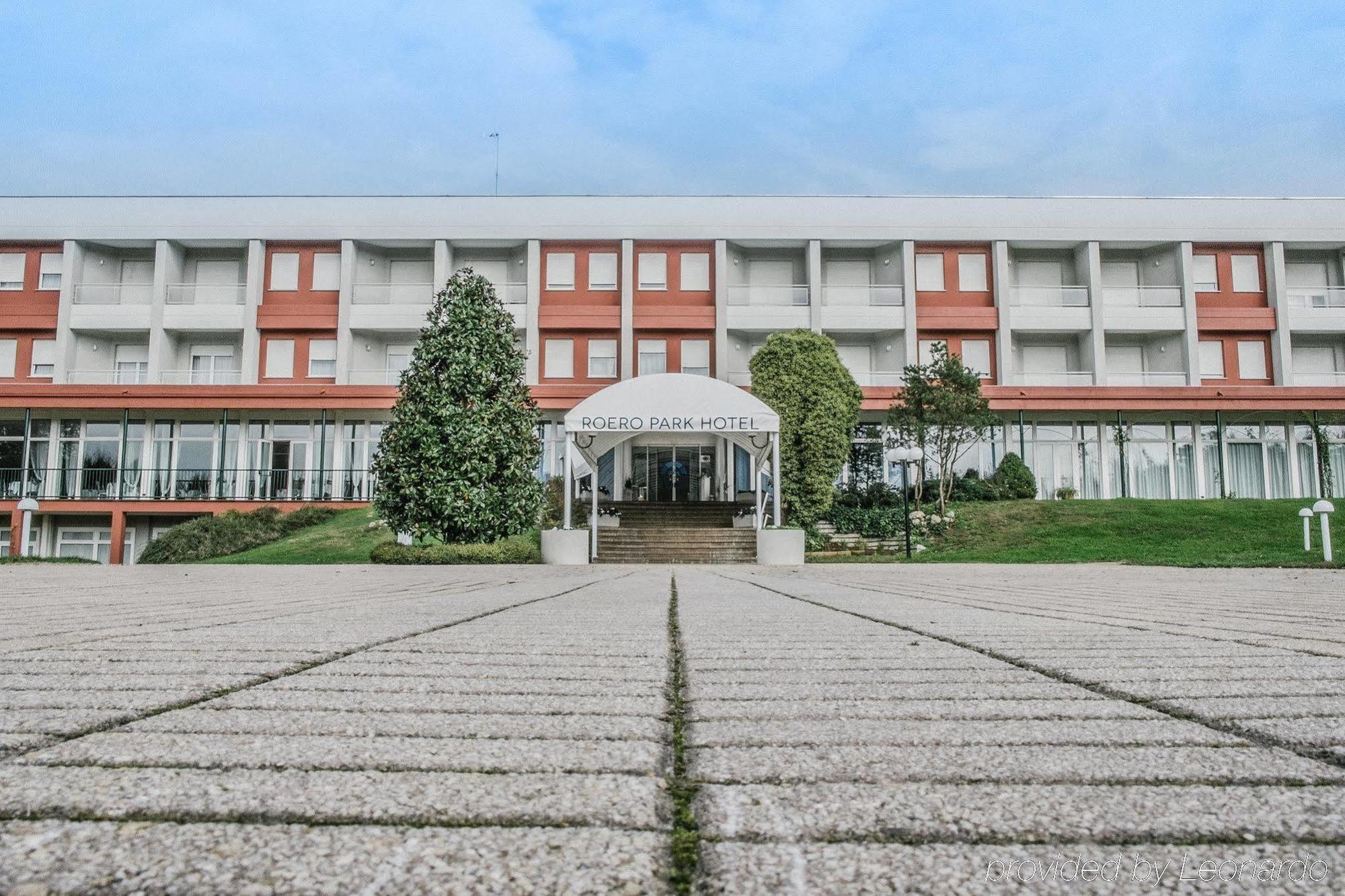 Roero Park Hotel Sommariva Perno ภายนอก รูปภาพ